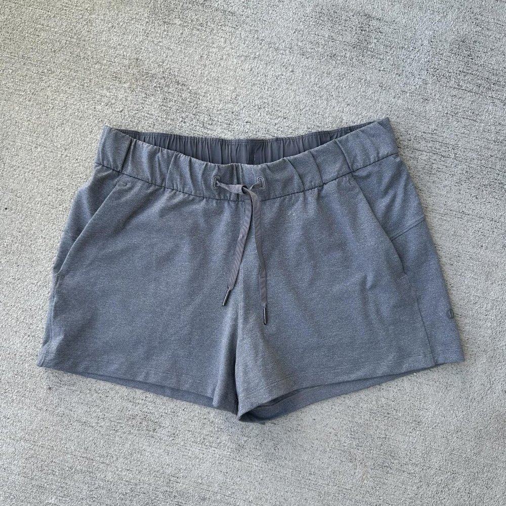 LULULEMON ATHLETICA HEATHERED GREY SWEAT SHORTS